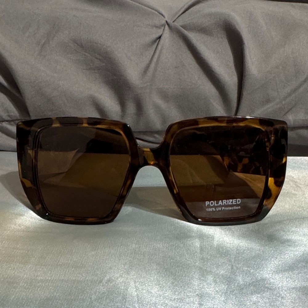 Tortoise Shell Sunglasses - Picture 2 of 4
